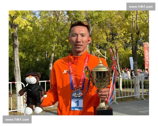 1.5 万跑者见证的标杆:2025 克拉玛依马拉松的品质革命 1.5 万跑者见证的标杆:2025 克拉玛依马拉松的品质革命