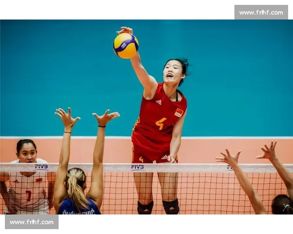 “朱指导” 空降豫排联赛:奥运冠军点燃少年排球热 “朱指导” 空降豫排联赛:奥运冠军点燃少年排球热