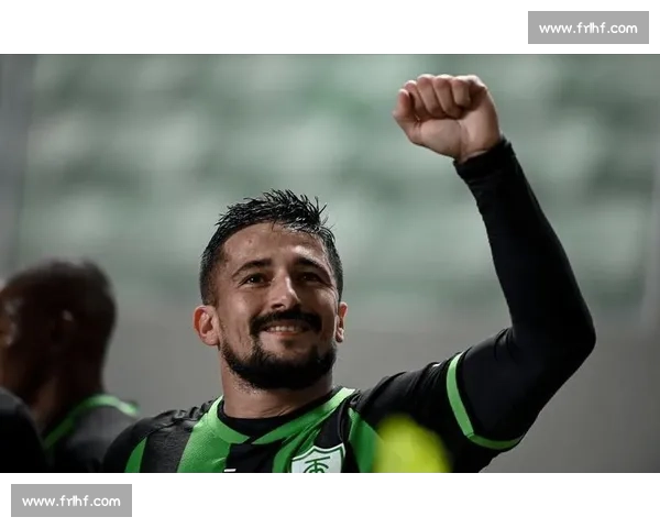 洛国富：归化不图钱，坚守中国籍，恒大仍欠薪一年